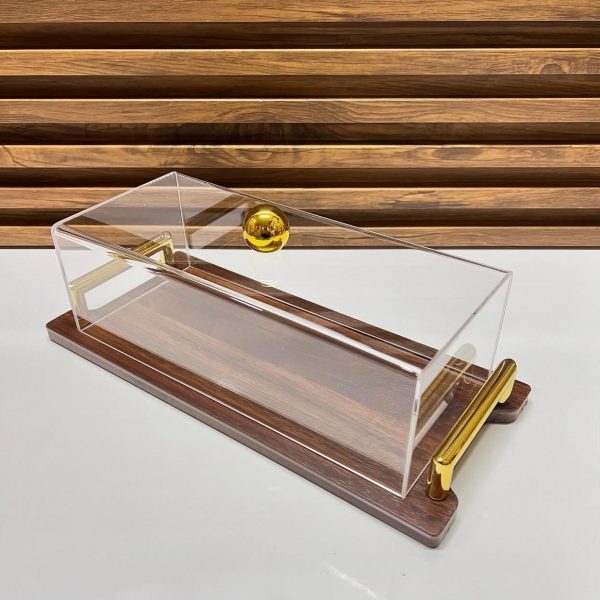 CLOCHE A GATEAU EN BOIS AVEC DÉTAIL DORÉ INOXYDABLE ET COUVERCLE EN PLEXIGLAS  PM 30/13cm